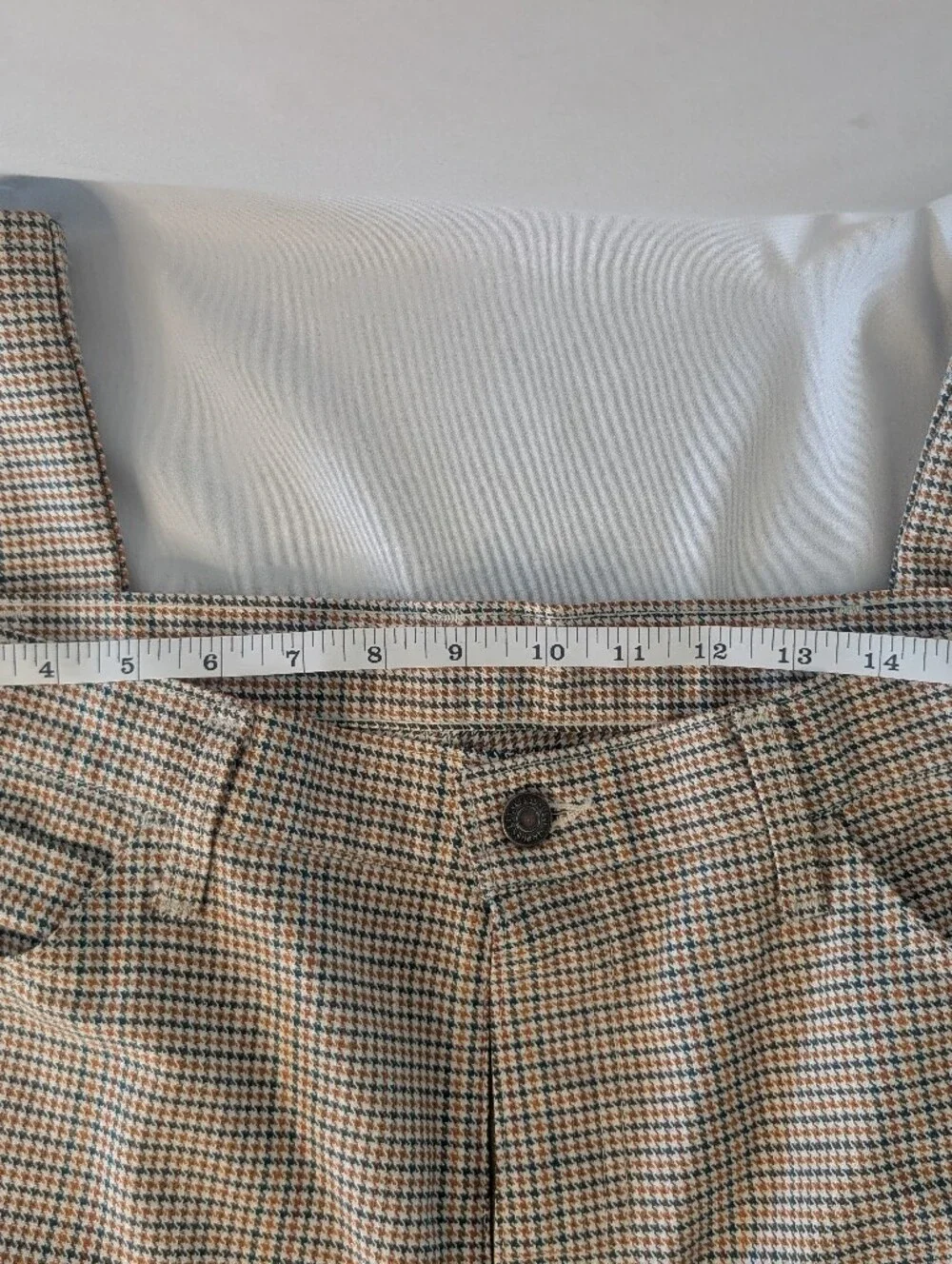 Levi's Vintage Men's Classic Houndstooth Dress Pants in Beige/Black